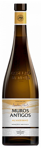 Muros Antigos Alvarinho Branco 2025 – white wine from the Vinho Verde region | Vinogrande